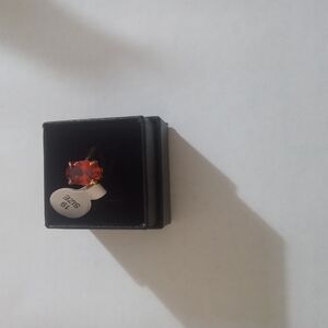 Elegant Red Gemstone Ring